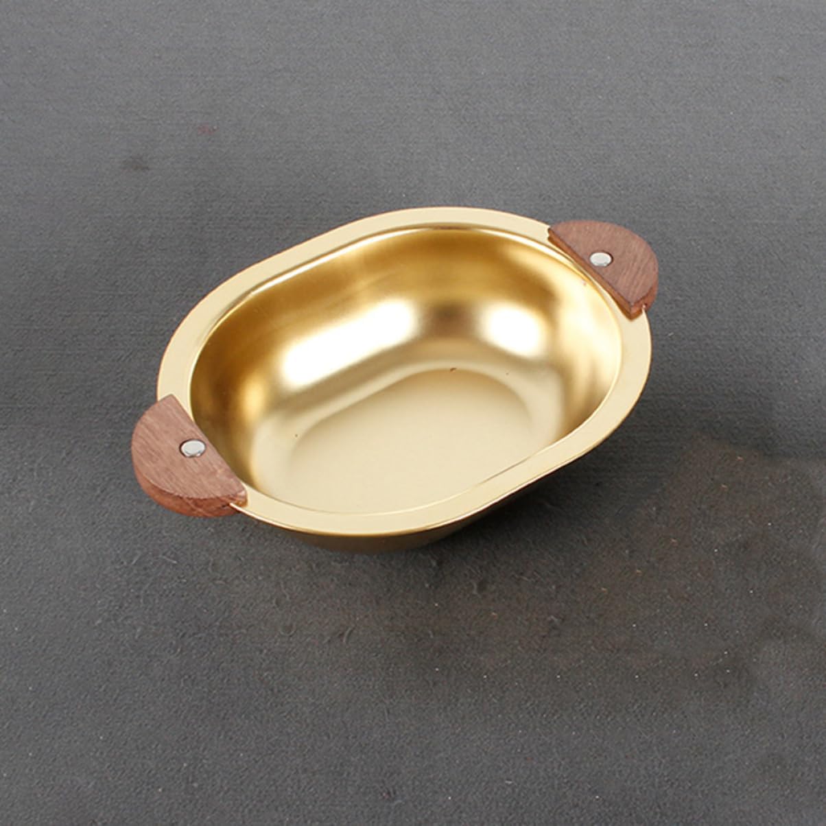 Golden Greavy Bowl with Wooden Handle