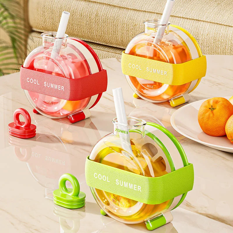 Round Beverage Dispenser with Ice Cube Maker