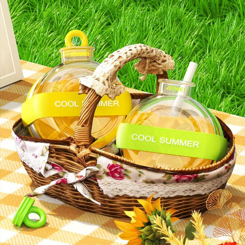 Round Beverage Dispenser with Ice Cube Maker