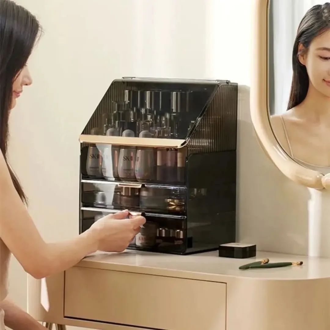 Dustproof Beauty Organizer – Spacious & Stylish