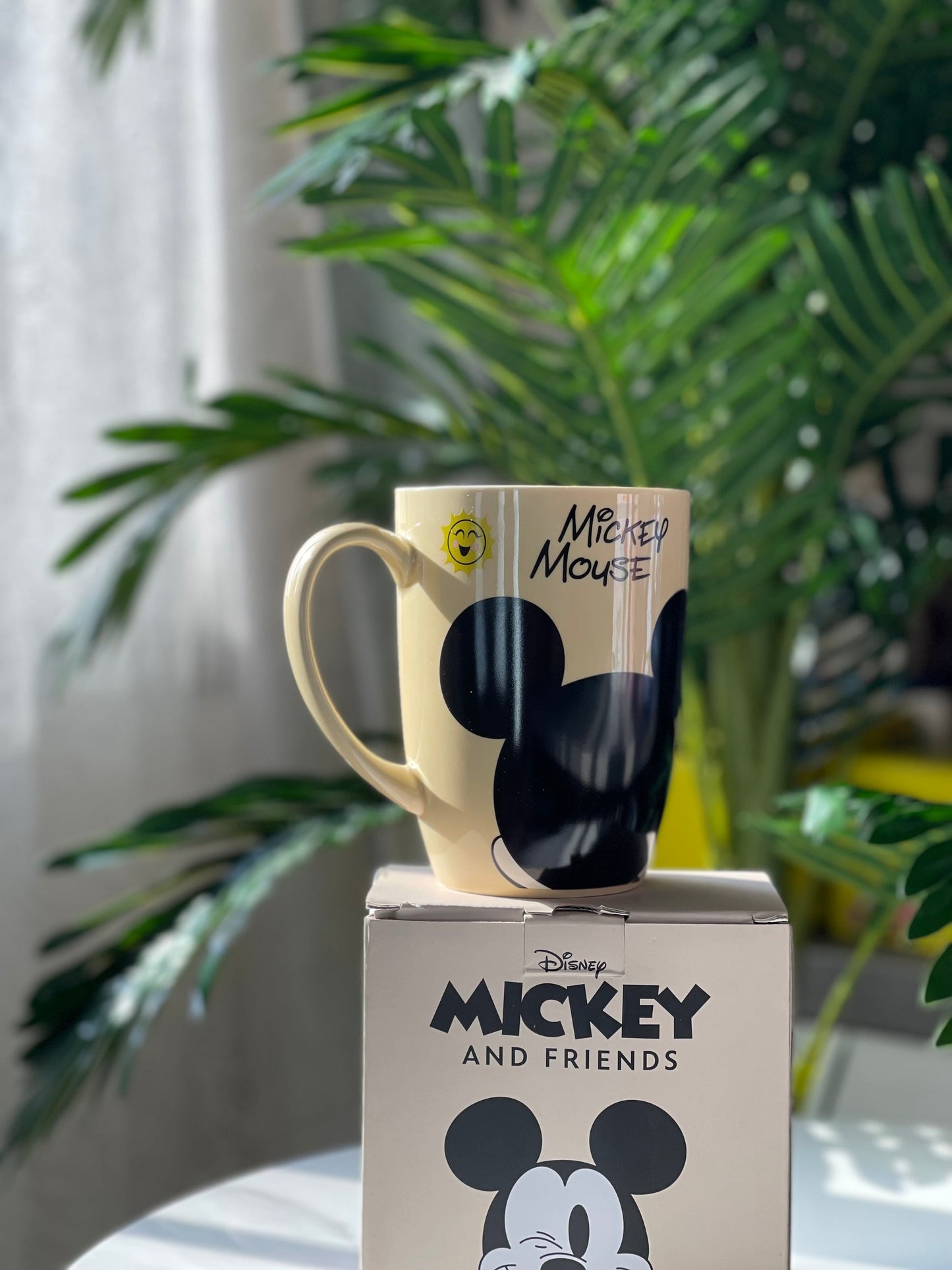 Disney Mickey & Friend Ceramic Mug - 520 Ml