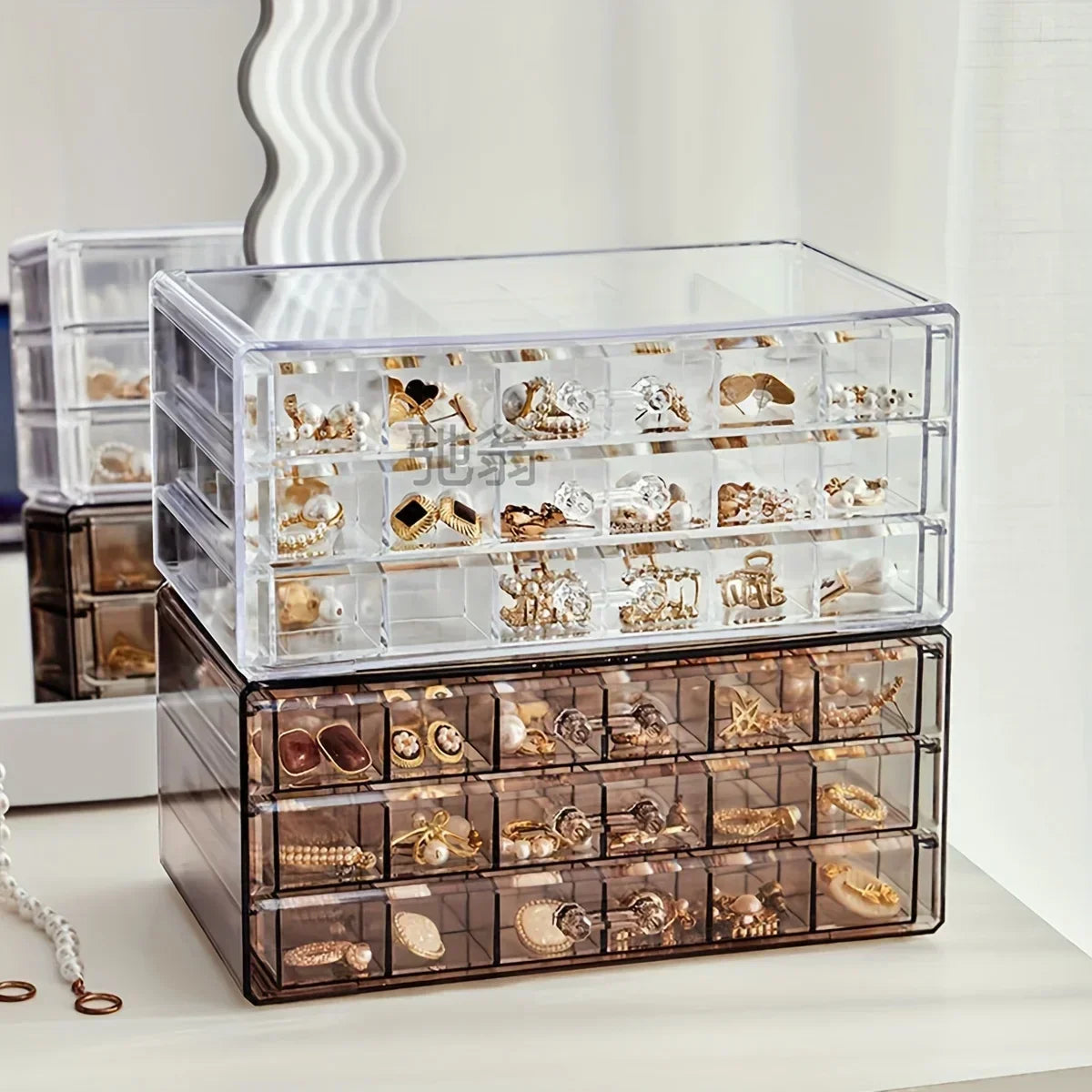 72-Grid Transparent Jewellery Box